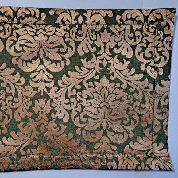 4 Qty Gold & Green 19" x 13" Placemats - Picture 4 of 4